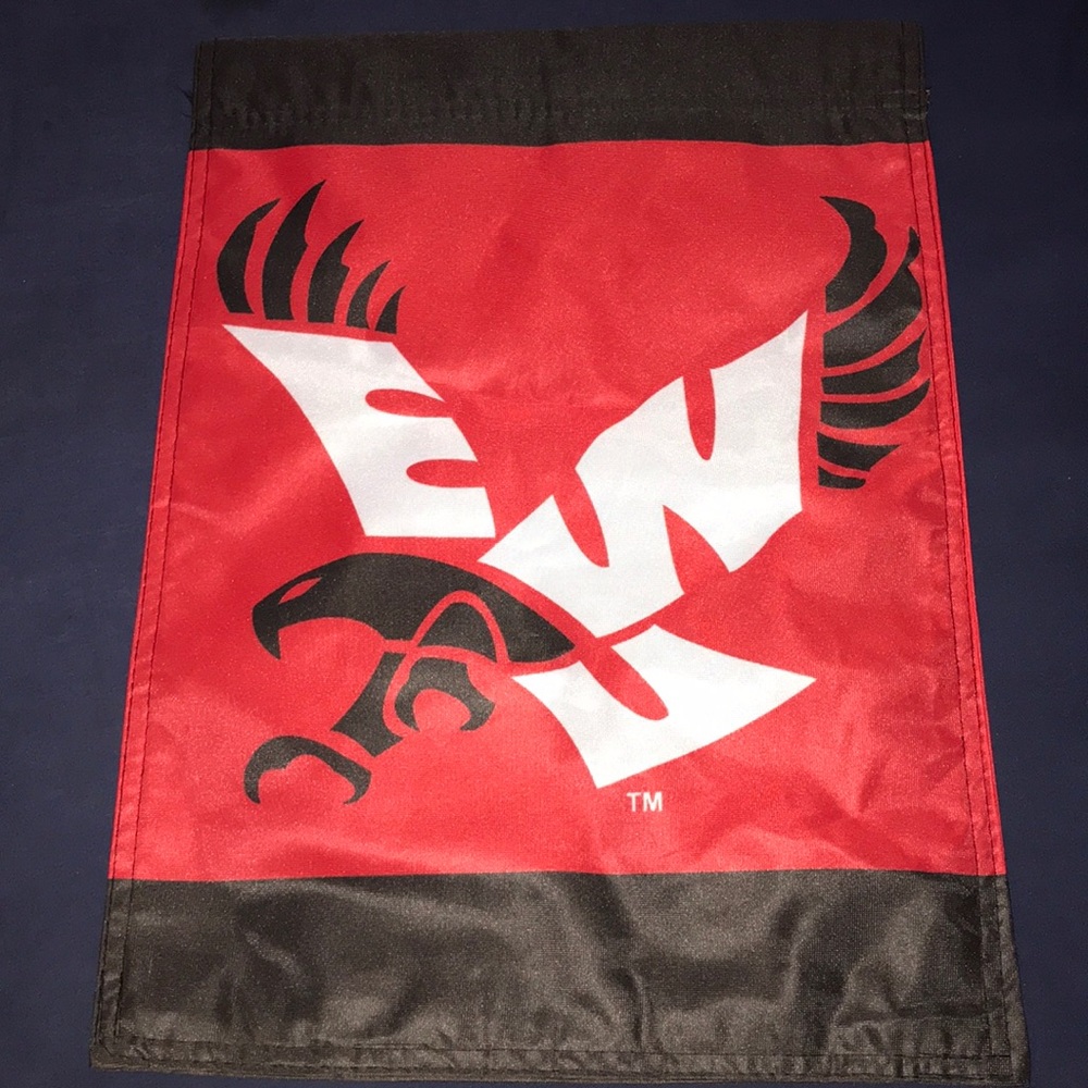 Eastern Washington University Eagles flag - EWU